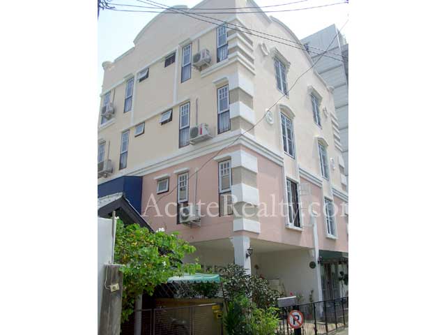 Apartment for sale in Rama 6 road, 4 storey. 73 sq.wa. Best location, near BTS Ari. Phaholyothin_image1
