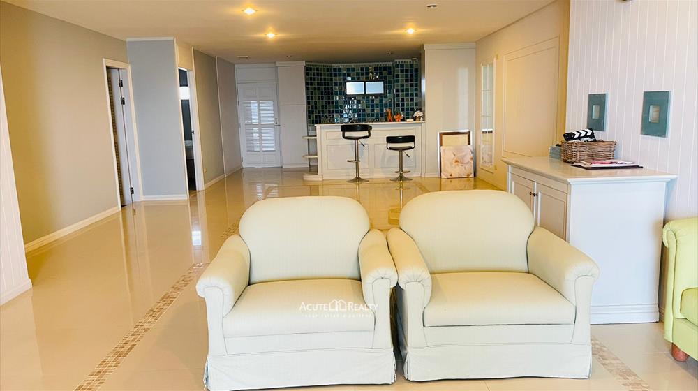 Cha Am Grand Condotel for sale in Cha Am.Panorama sea view and high floor._image5