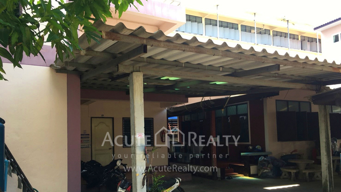 Apartment for Sale or Rent in the old city Chiang Mai._image4