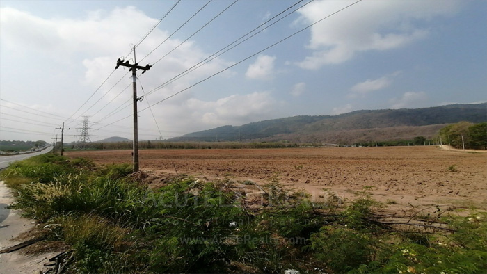 Land for sale in KlongKiew, Land Ban Bueng, Land Chonburi, Land for sale on 3138 Rd._image3