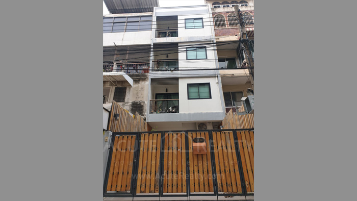 4-storey townhouse for rent, Soi Sukhumvit 4, area 22 square meters, townhouse for rent 6 bedrooms._image9
