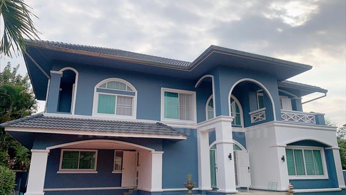 house-for-sale-for-rent-tropical-regent-1