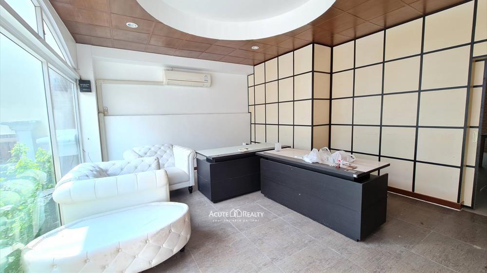 ขายทาวน์โฮม 3 ชั้น หมู่บ้าน เดอะพาราไดซ์ ใกล้สนามบินดอนเมืองและรถไฟฟ้า เหมาะทำ Home office_image3