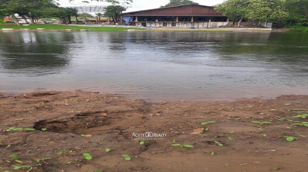 Land for sale next to the Kwai Yai River. Land for sale in Kanchanaburi_image1