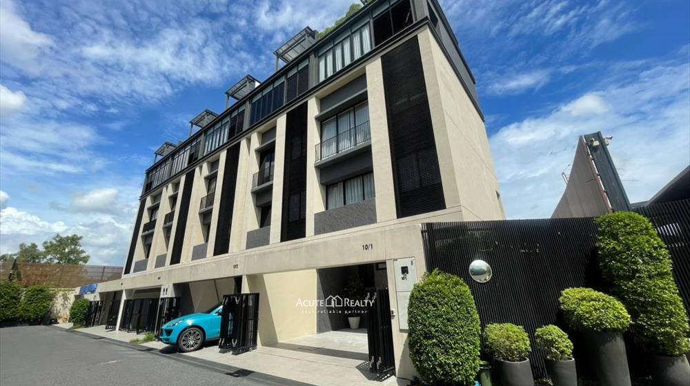 townhouse-for-sale-aires-rama-9