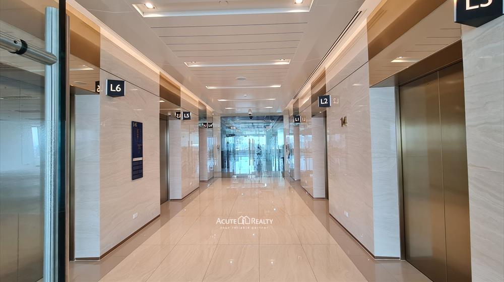 พื้นที่สำนักงาน ทั้งชั้น ให้เช่า ที่ตึก Spring Tower ห้องสองชั้น เพดานสูง 8 เมตร _image4